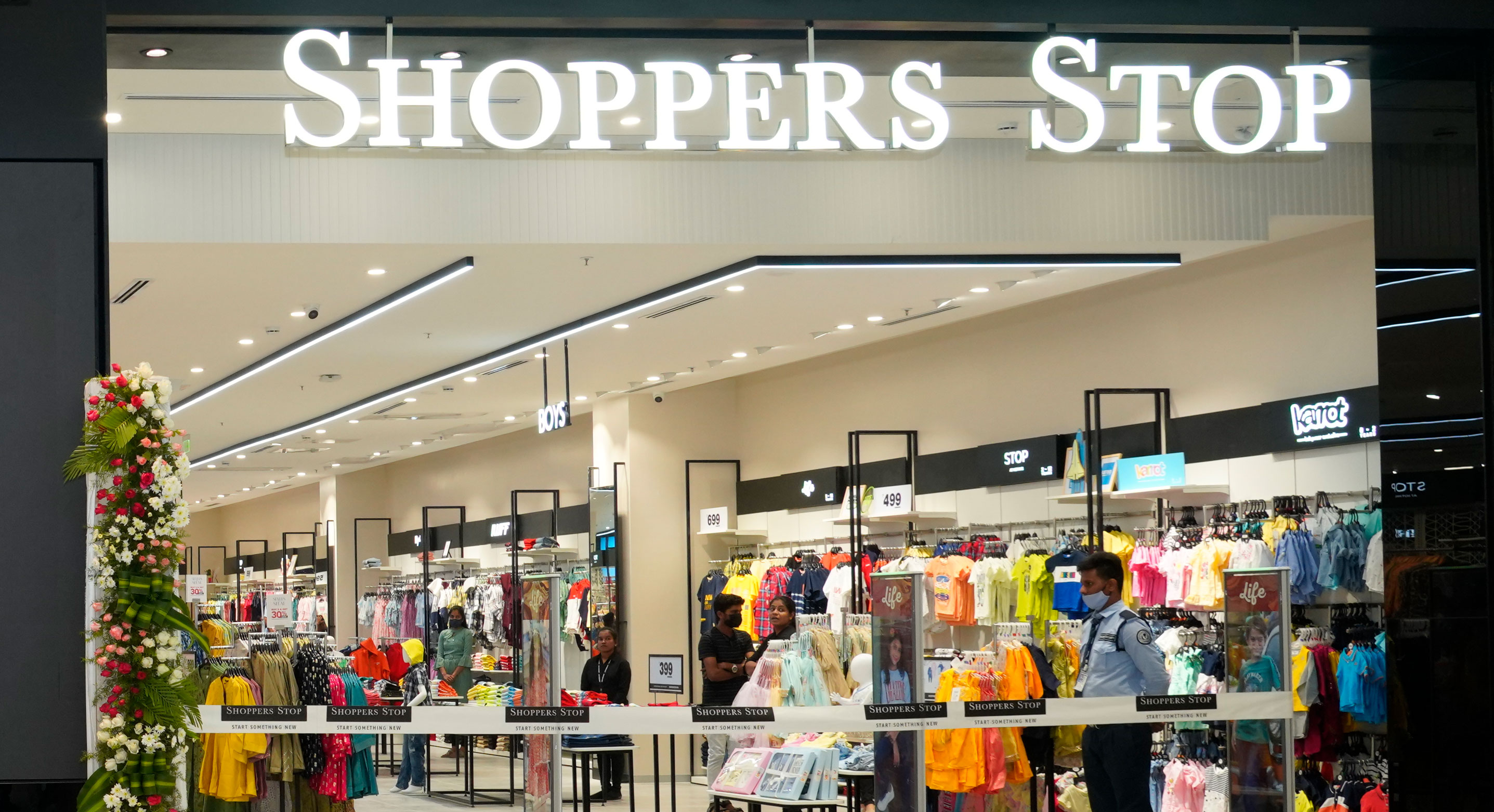 Shoppers Stop Q4 Results | Retail chain's net profit shoots up 62%