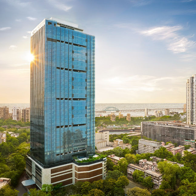 Vinod Rohira, MD & CEO, K Raheja Corp | Live on CNBC TV18's 'Trading Hour'